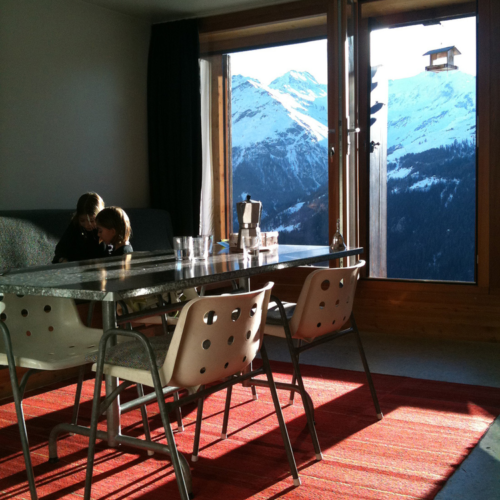 Shelter in the swiss alps / personeni raffaele schärer architectes