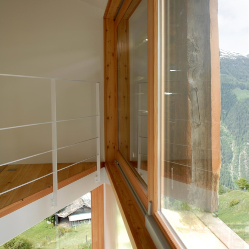 Shelter in the swiss alps / personeni raffaele schärer architectes