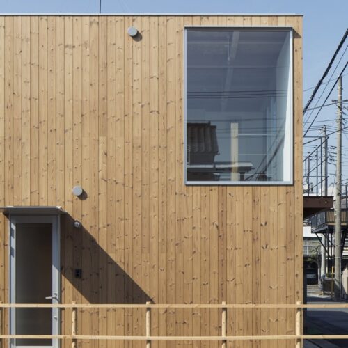 Wooden box house / suzuki architects