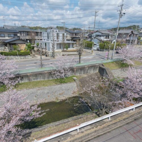 House in Okazaki / Kazuki Moroe Architects