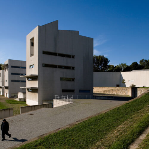 Exploring the University of Porto's Faculty of Architecture Through Álvaro Siza's Design, Captured by Fernando Guerra