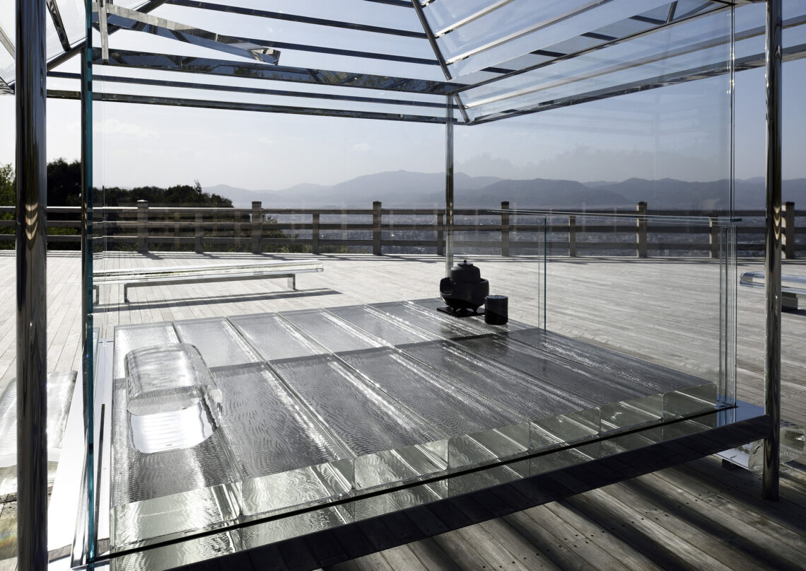 KOU-AN Glass Tea House / Tokujin Yoshioka