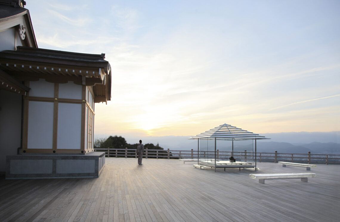 KOU-AN Glass Tea House / Tokujin Yoshioka