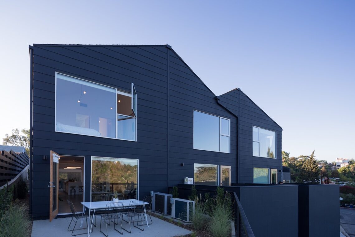 Blackbirds / bestor architecture