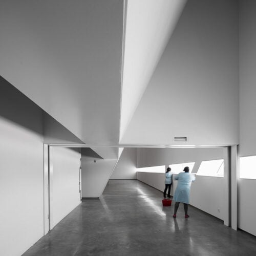 Museu dos Coches / MMBB Arquitetos + Paulo Mendes da Rocha + Ricardo Bak Gordon