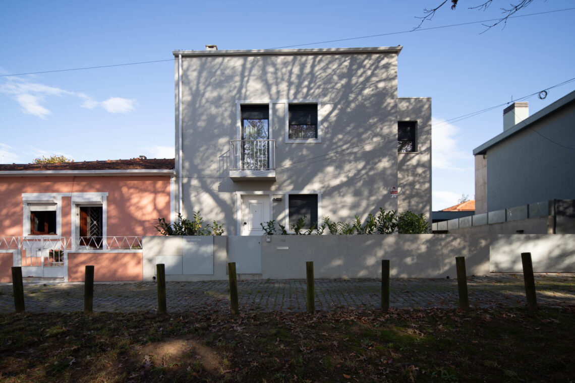 Casa figueira da foz / alessandro pepe arquitecto