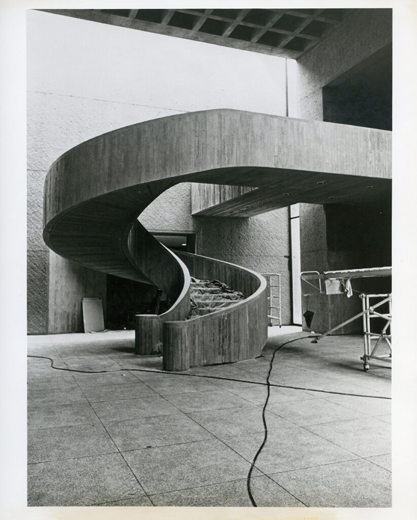 Everson museum during construction