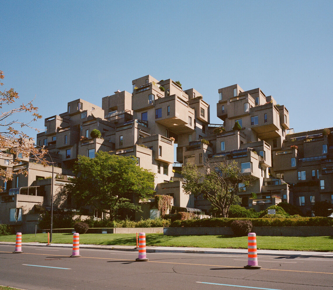 Habitat 67 / safdie architects