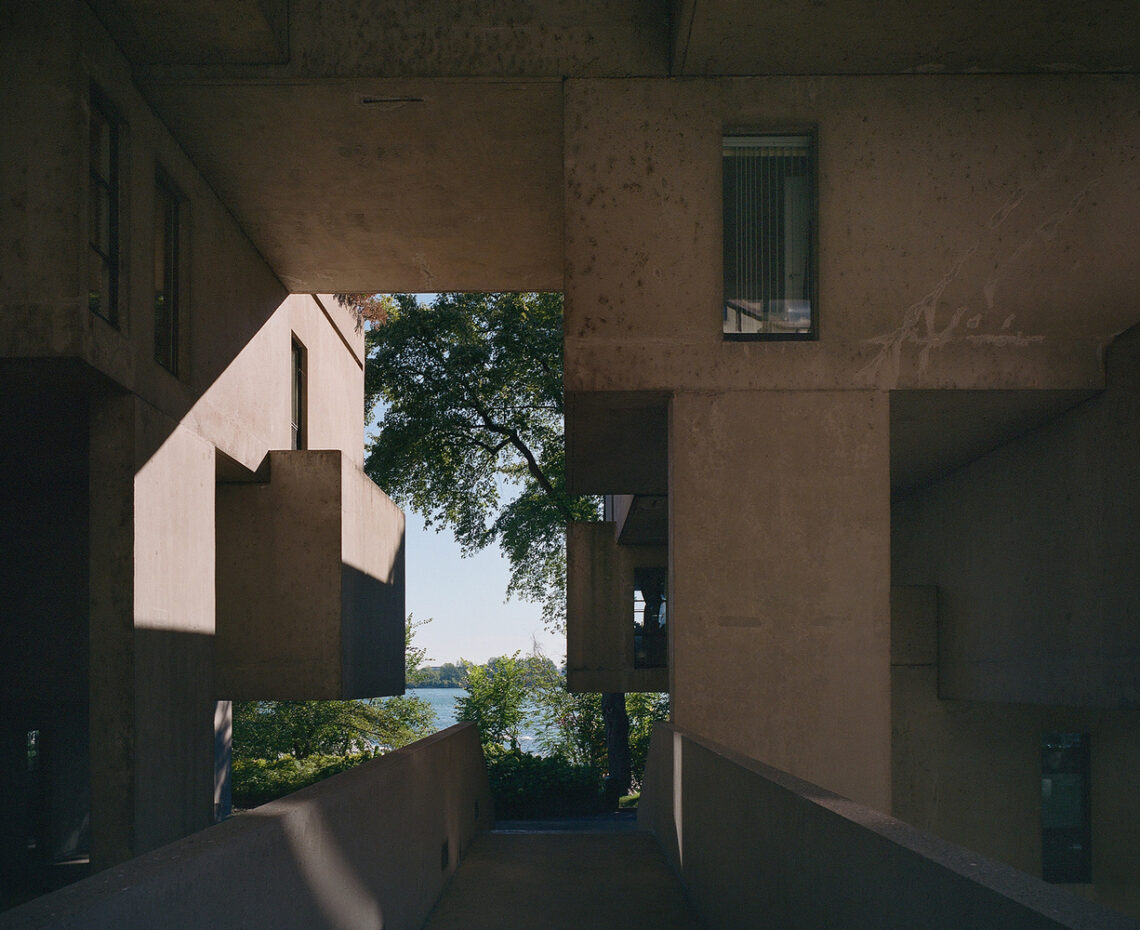 Habitat 67 / safdie architects