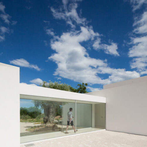 House in Tavira / Vitor Vilhena Architects