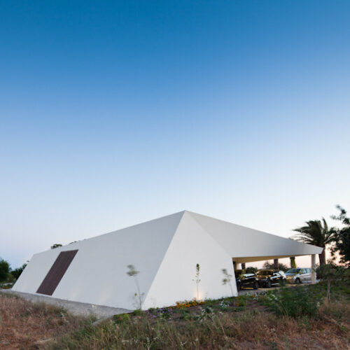 House in Tavira / Vitor Vilhena Architects