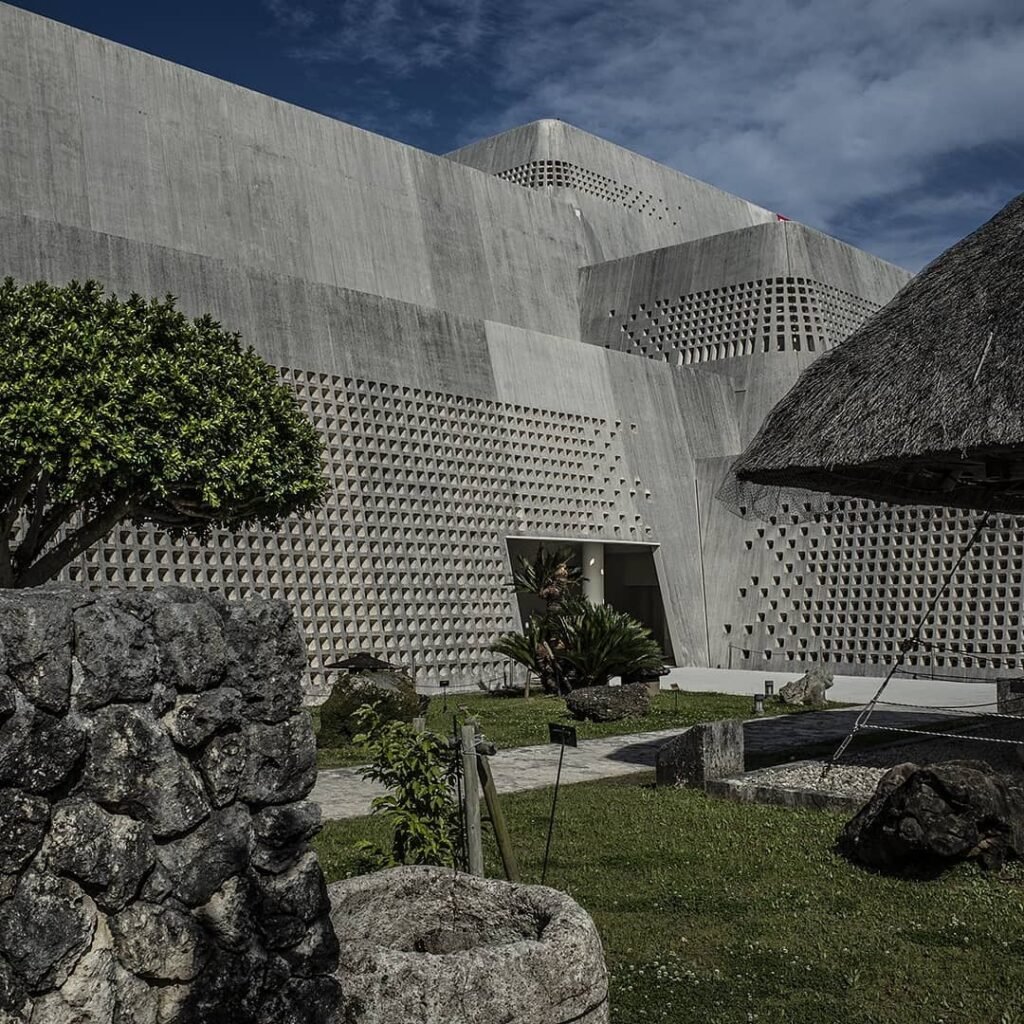 Naha Prefectural Museum in Okinawa © Paul Tulett