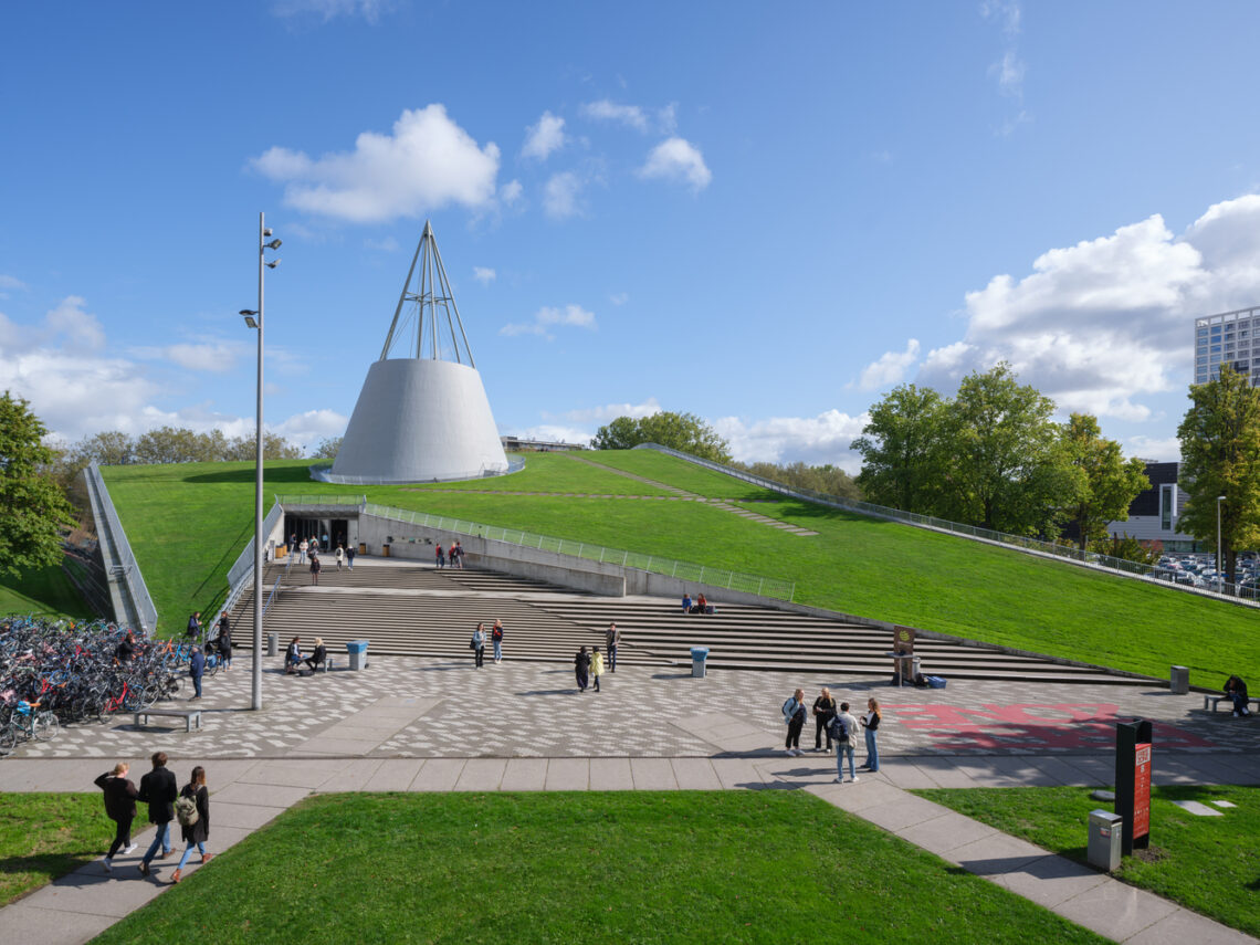 Library delft university of technology / mecanoo