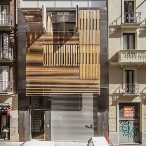 Edificio de viviendas en Barcelona / Mateo Arquitectura