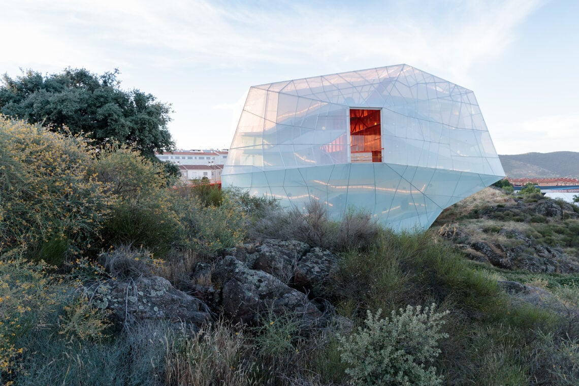 Plasencia Auditorium and Congress Center / Selgascano