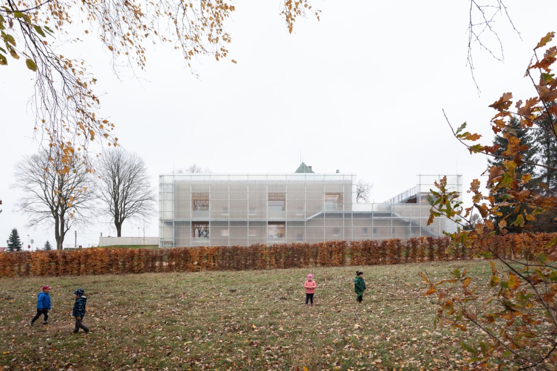 Kindergarten Nová Ruda – Vratislavice nad Nisou / Petr Stolín Architekt