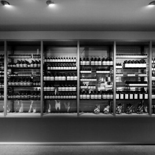 Aesop Store / Vincent Van Duysen + PSLAB