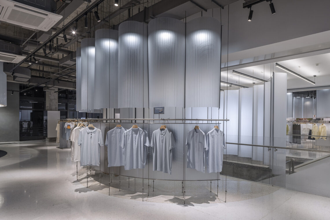 Cotton Park Vitality Island Store / SpaceStation