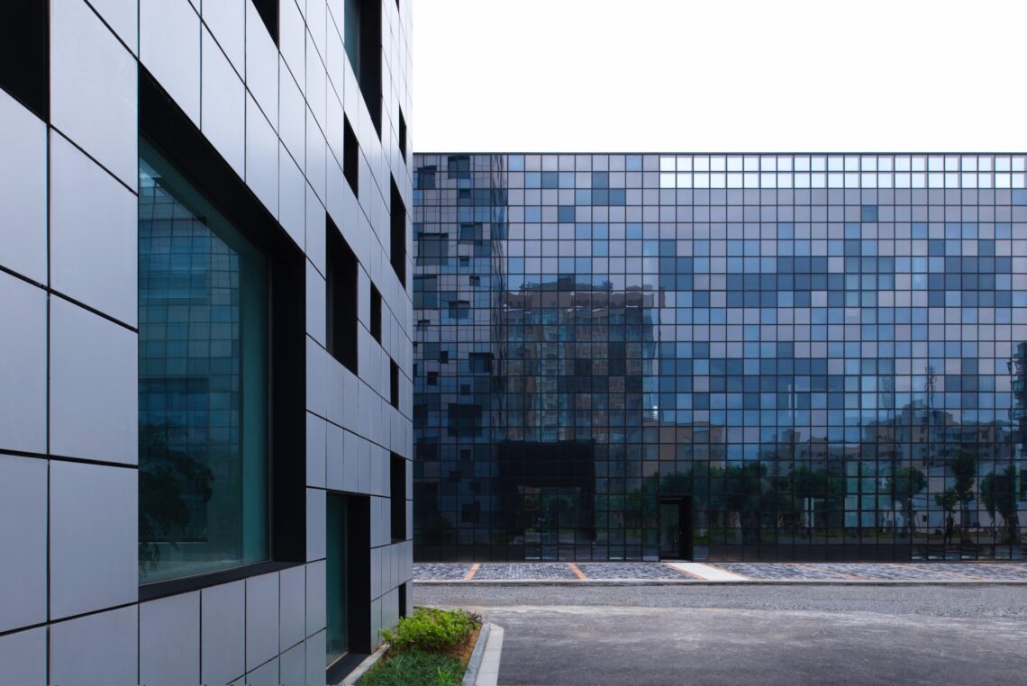 Cube tube in jinhua / sako architects