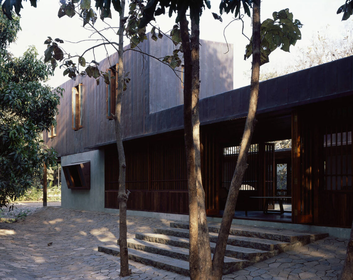 Copper House II / Studio Mumbai