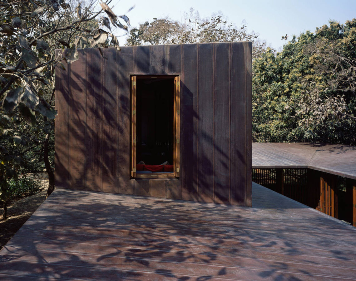 Copper House II / Studio Mumbai