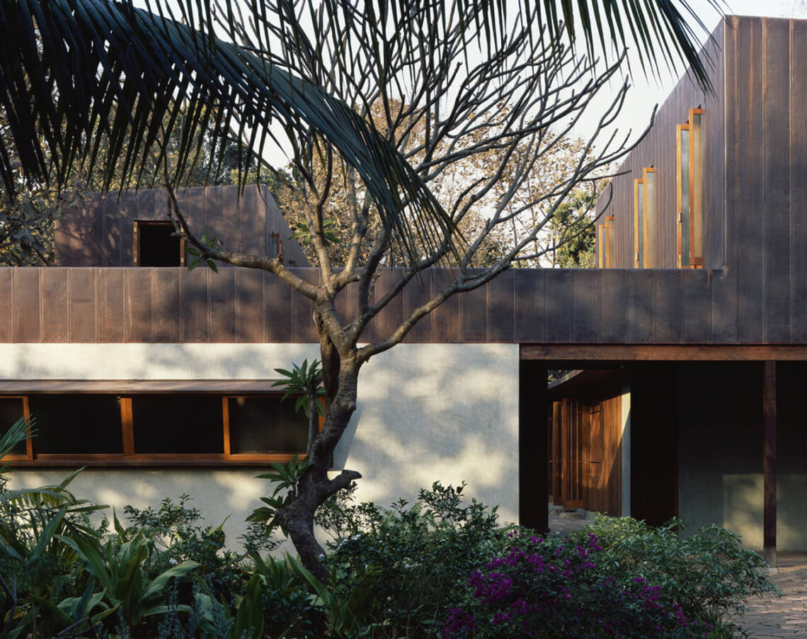 Copper House II / Studio Mumbai