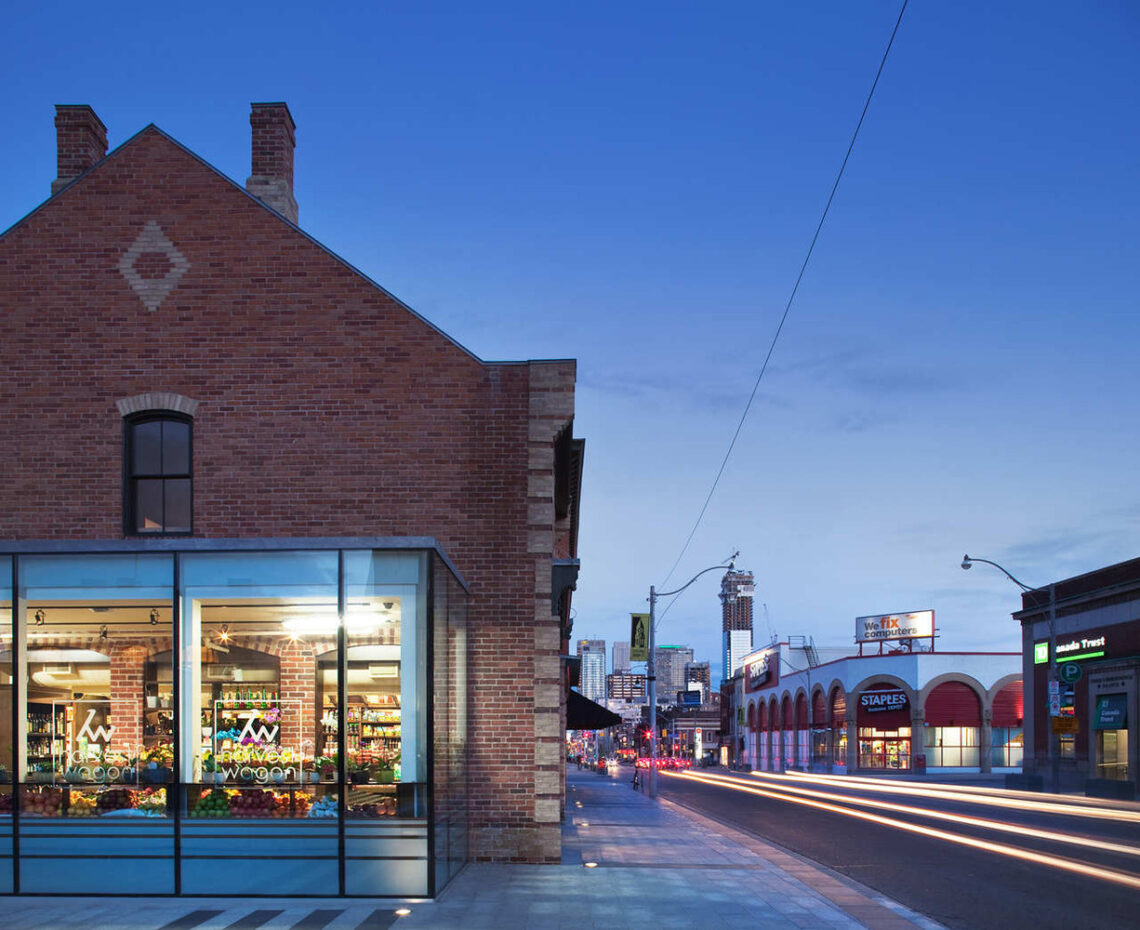 Shops of summerhill / audaxarchitecture