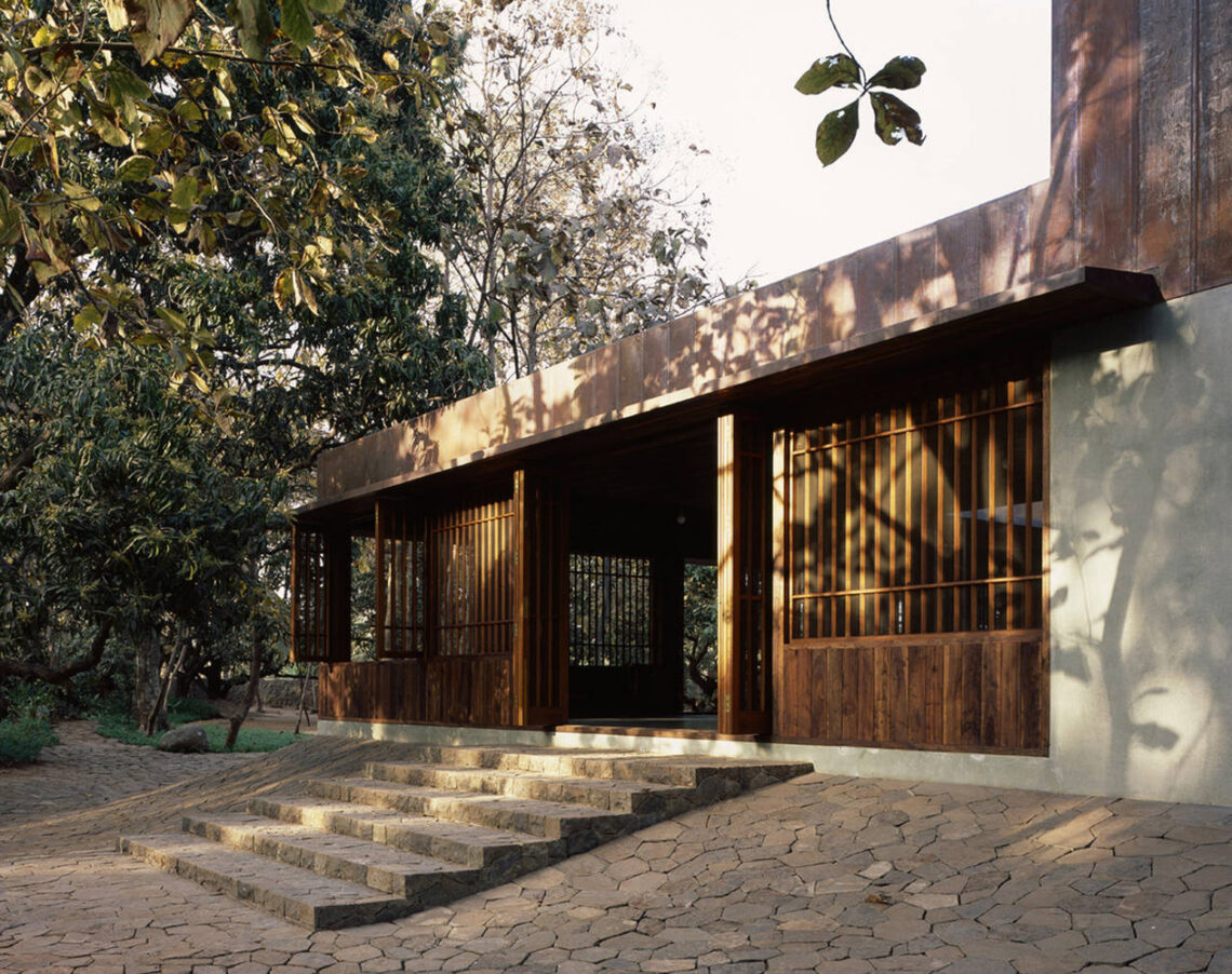 Copper House II / Studio Mumbai