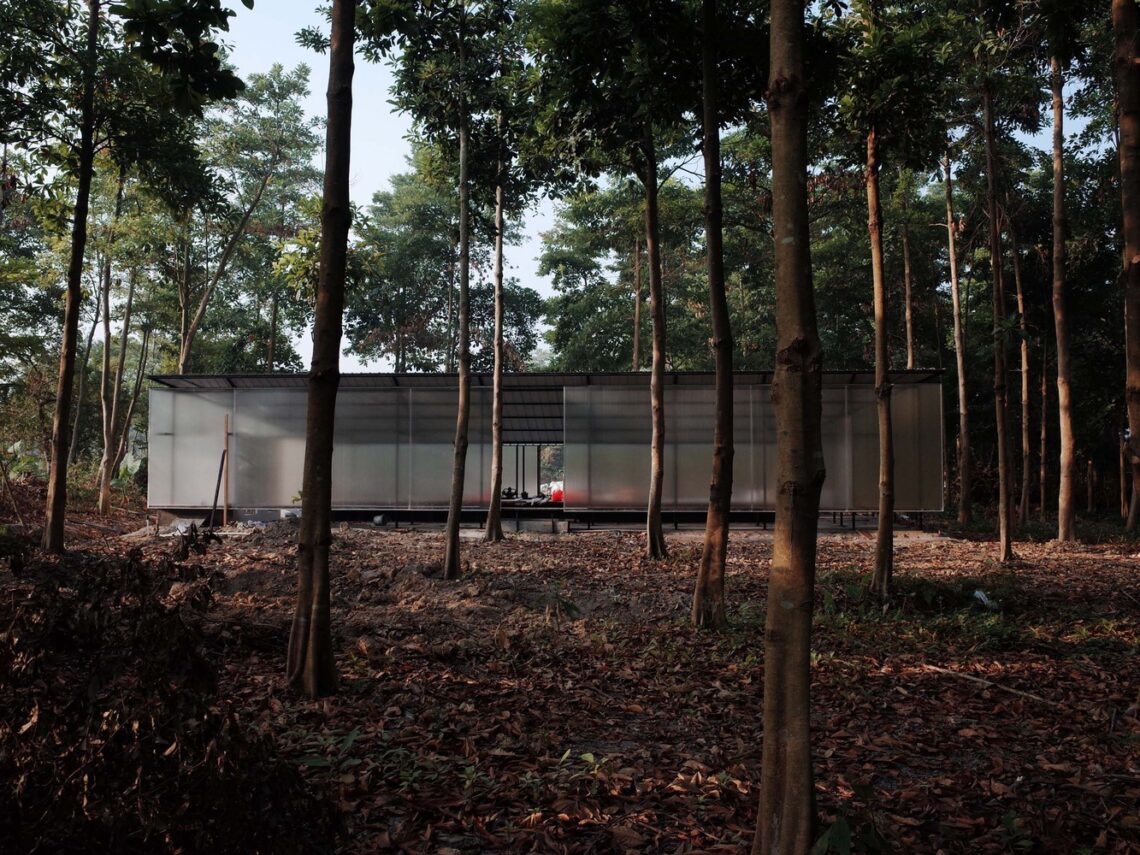 Pavilion in the forest / bansong studio