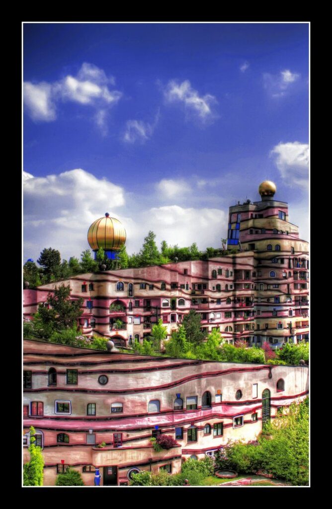 Waldspirale / friedensreich hundertwasser