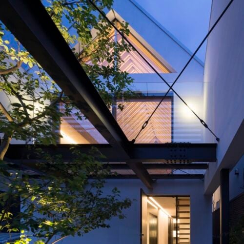 Ark / APOLLO Architects & Associates