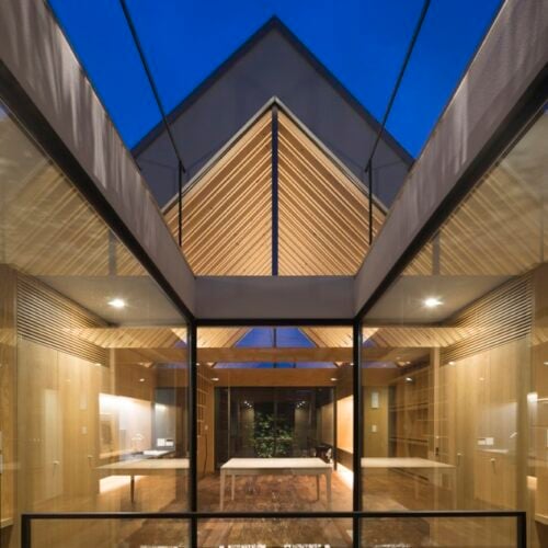 Ark / APOLLO Architects & Associates