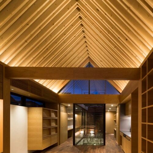 Ark / APOLLO Architects & Associates