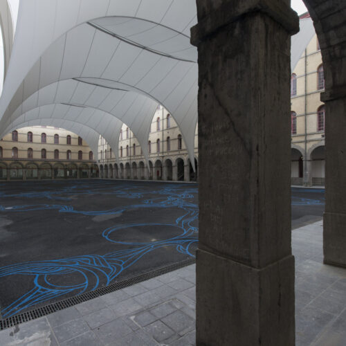 Covering of the courtyard of the carré des arts in mons / agwa + ney & partners