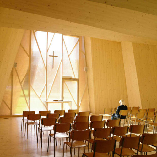 Temporary chapel of saint-loup / localarchitecture + danilo mondada