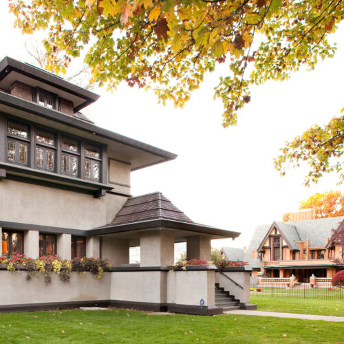 Exploring frank lloyd wright's architectural legacy in oak park, illinois