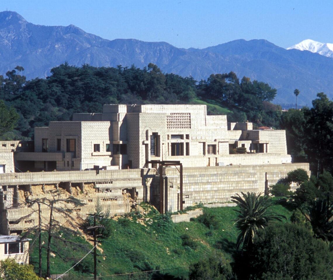 Ennis house in 2005, before restoration. © national trust for historic preservation