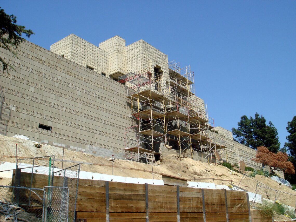 Ennis house during restoration, may 2007. © bobak ha'eri