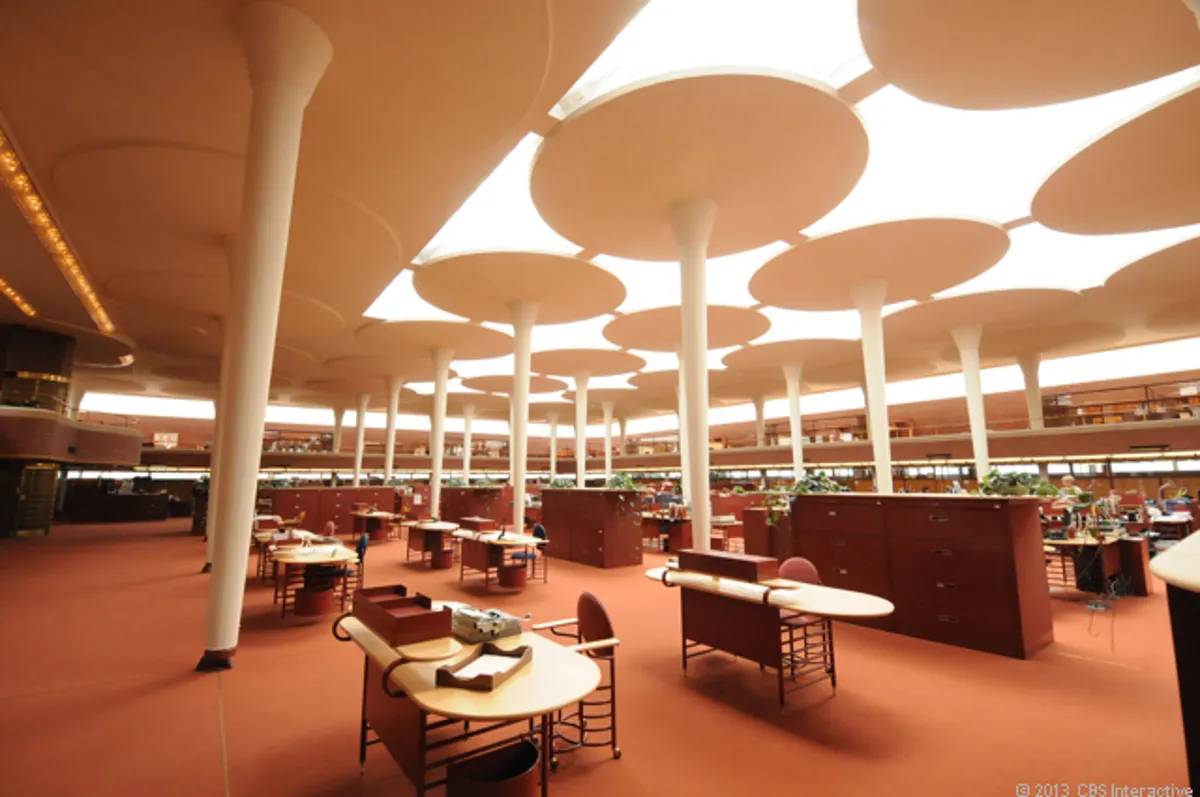 Frank Lloyd Wright's Architectural Feat: Supporting 60 Tons on A Lily Pad Columns at SC Johnson Headquarters