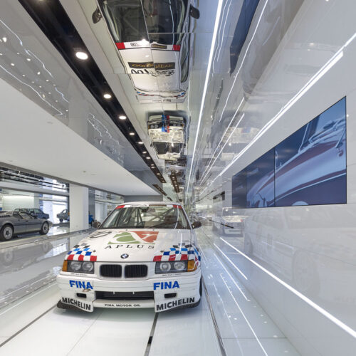 Zhengtong bmw museum / crossboundaries