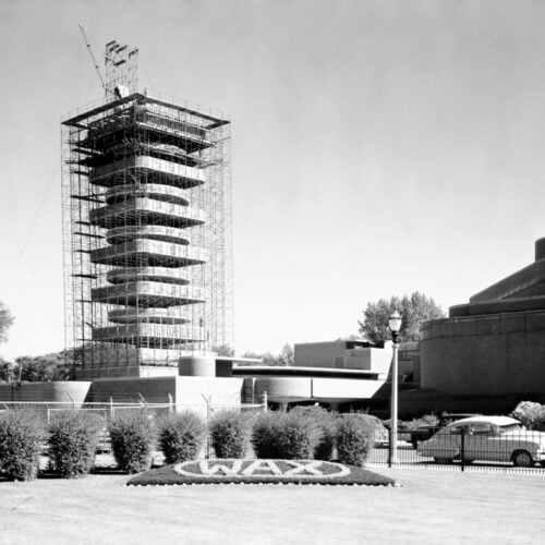 SC Johnson Wax Research Tower / Frank Lloyd Wright | Classics on Architecture Lab