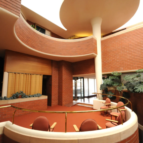 Frank Lloyd Wright's Architectural Feat: Supporting 60 Tons on A Lily Pad Columns at SC Johnson Headquarters