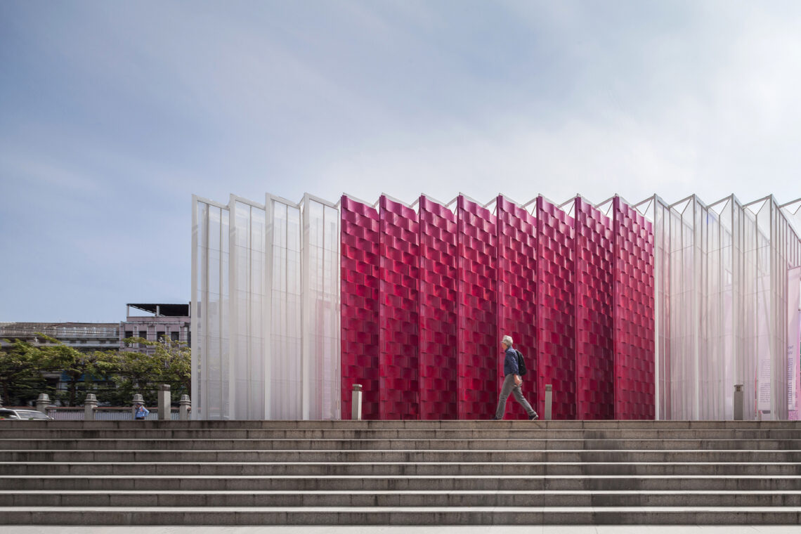 Waste side story pavilion / cloud-floor