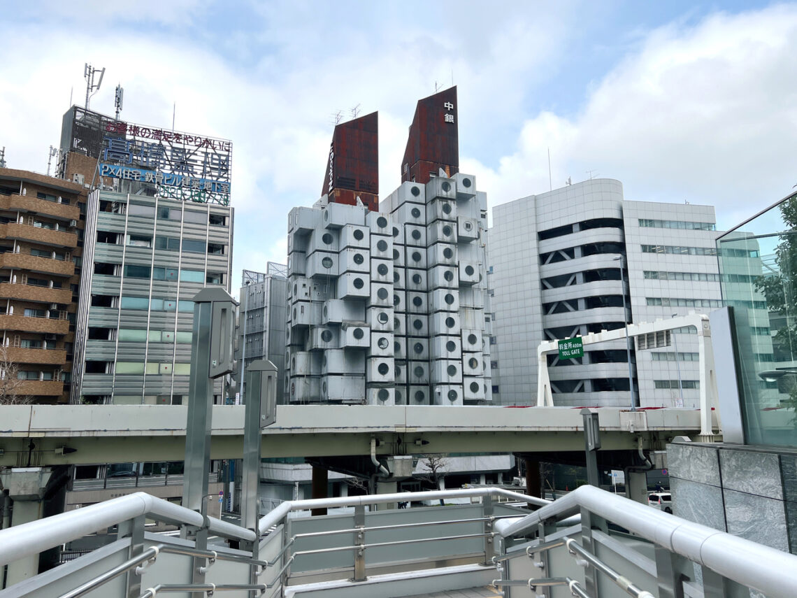 What happened to the 23 capsules saved from nakagin capsule tower?