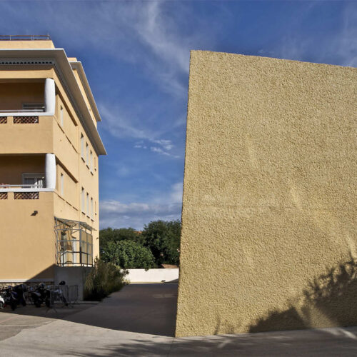 Lycée Alphonse Daudet In Tarascon / Christophe Gulizzi