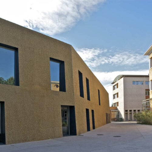 Lycée Alphonse Daudet In Tarascon / Christophe Gulizzi