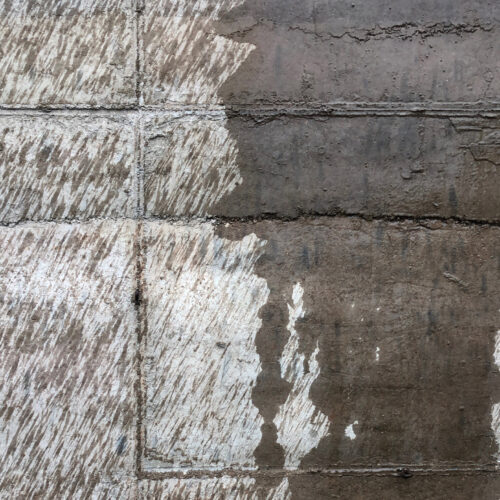 Architecture students builds rammed-earth shelter at frank lloyd wright's taliesin desert campus