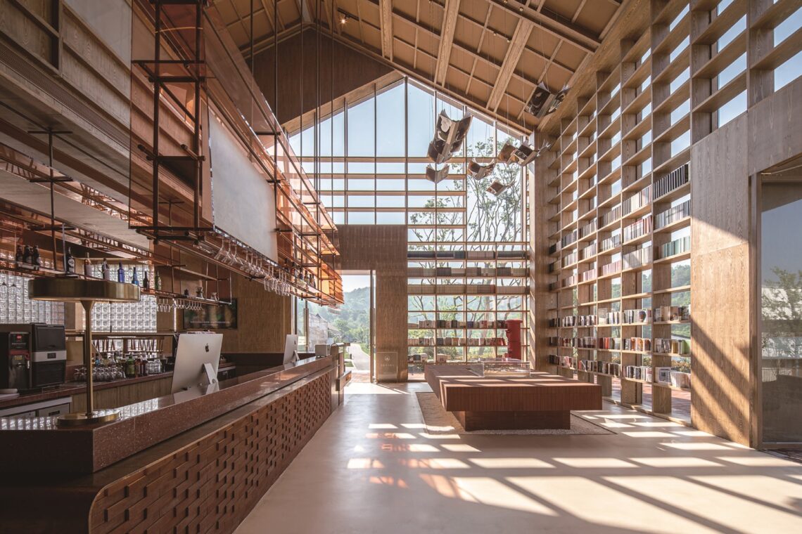 Hefei 1953 juxing grain post shanghai sanlian bookstore / su architects