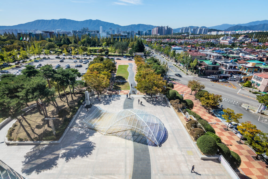 Ripple pavilion / atelier chang