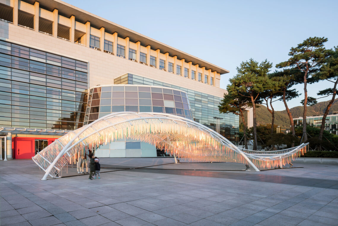 Ripple pavilion / atelier chang